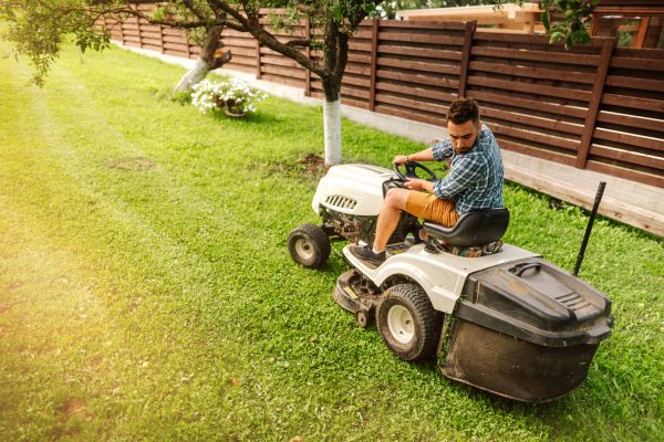 Industrial Lawn Mowing in Prattville